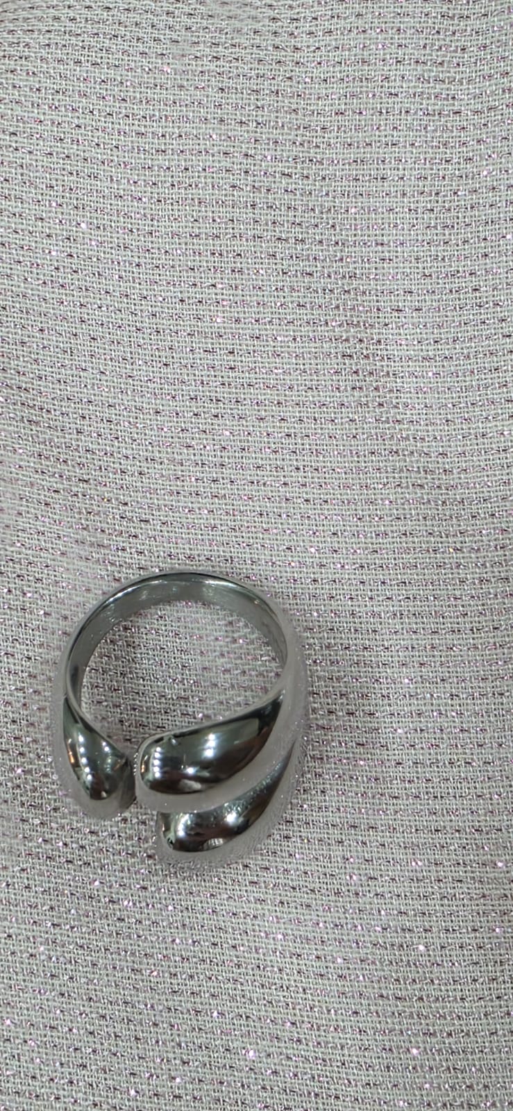 Anello in acciaio tre gocce