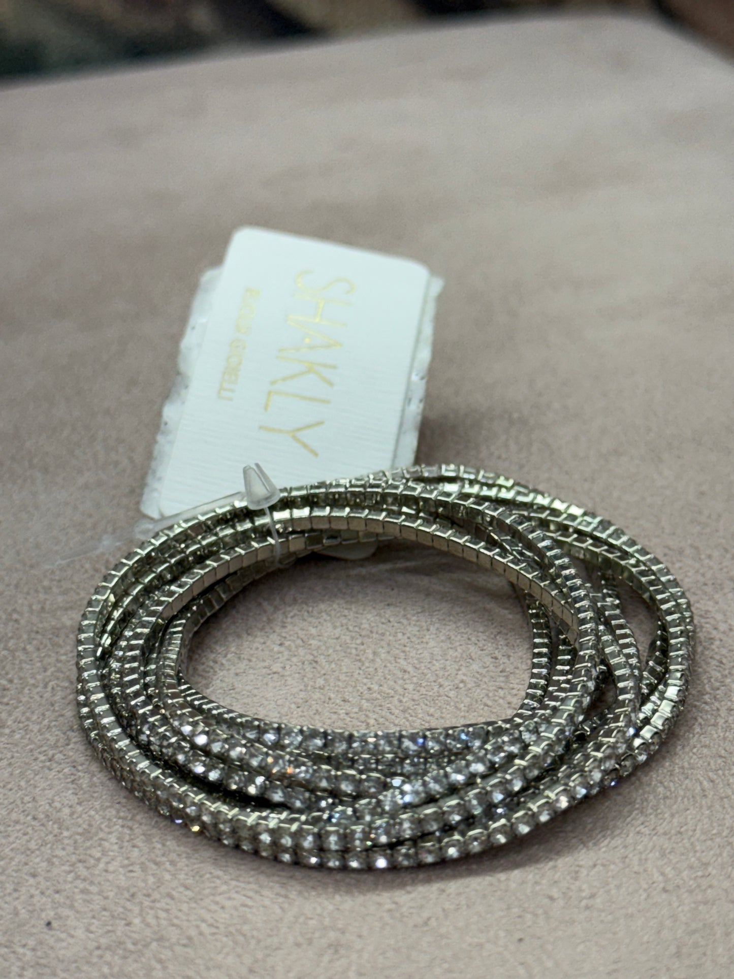 Bracciale multi filo a molla con stras