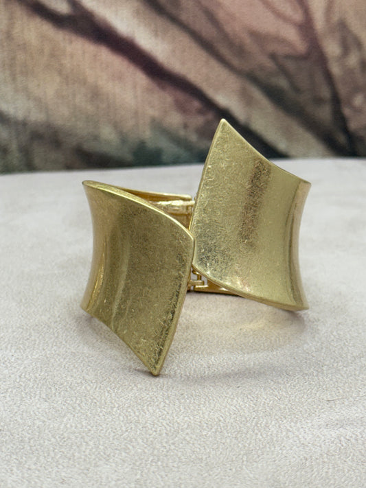 Bracciale a manetta