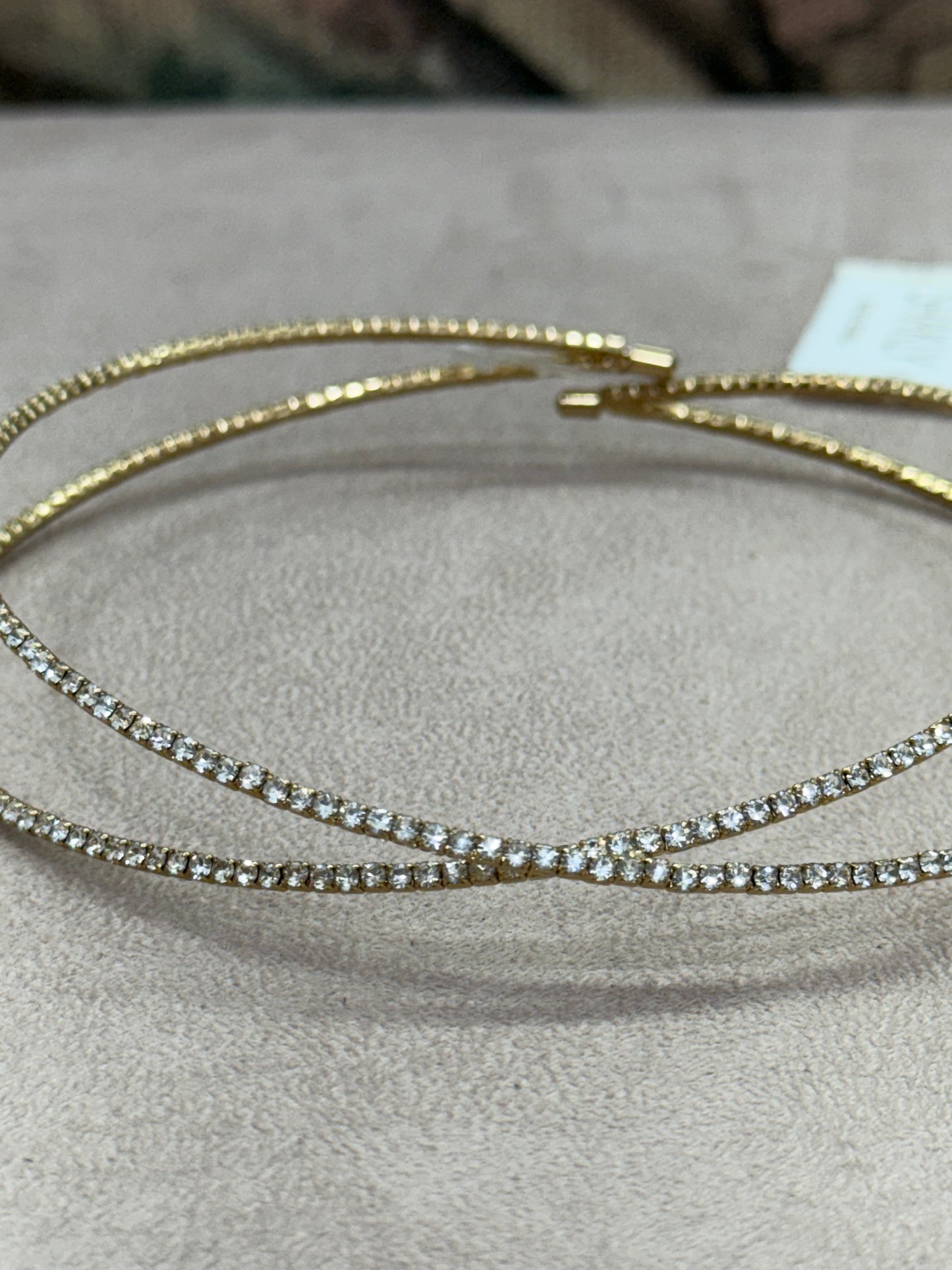 Collarino oro e brillantini