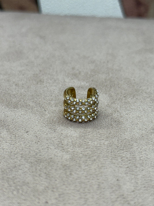 Ear cuff