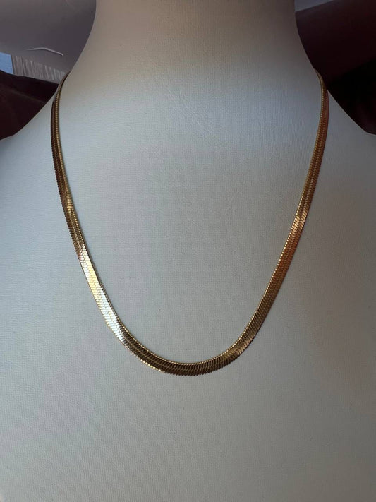 Collana placchetta