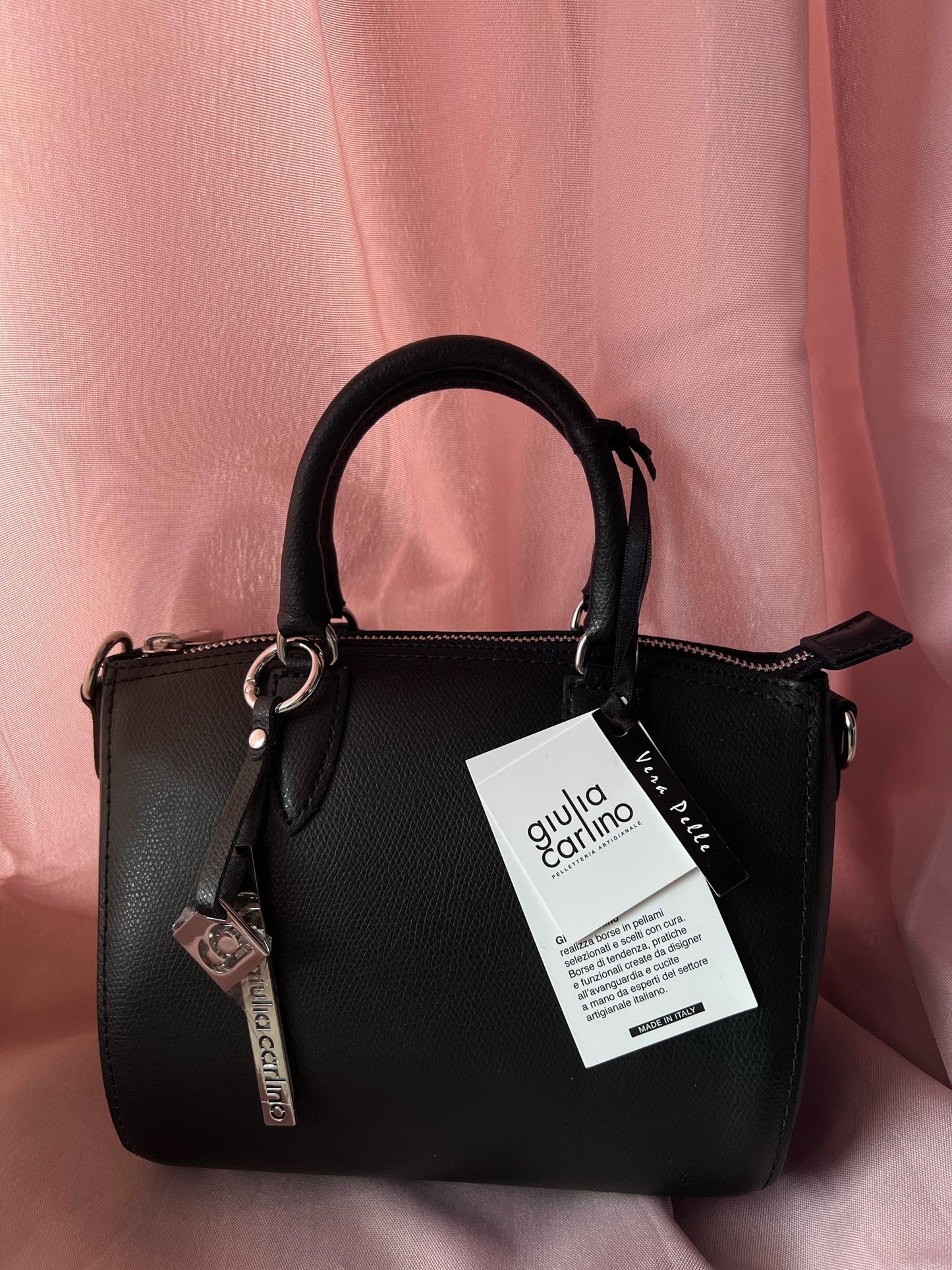 Borsa - Giulia Carlino